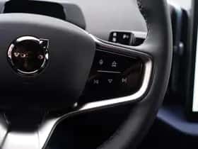 Volvo EX30 (2025) thumbnail 12