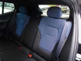 Volvo EX30 (2025) thumbnail 14
