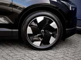 Volvo EX30 (2025) thumbnail 7