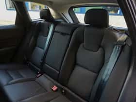 Volvo XC60 (2025) thumbnail 14