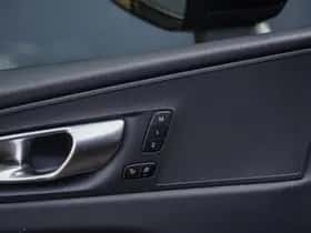 Volvo XC60 (2025) thumbnail 15