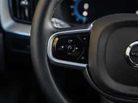 Volvo XC60 (2025) thumbnail 19
