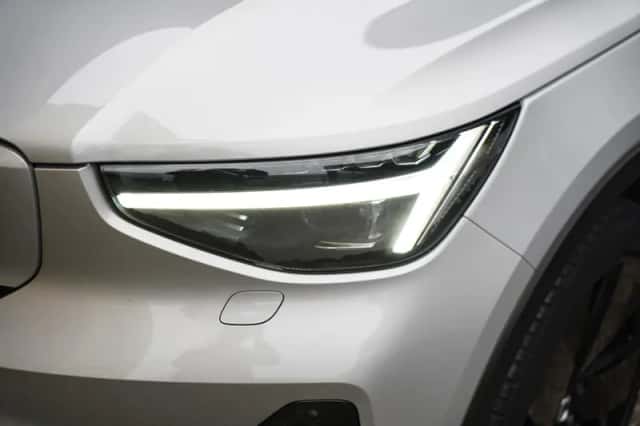 Volvo C40 (2023) thumbnail 4