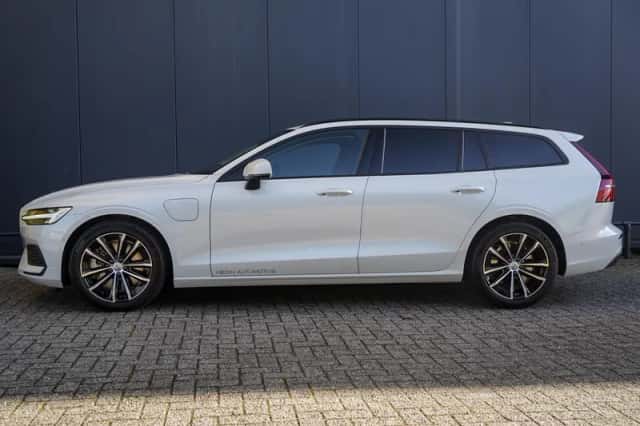 Volvo V60 (2026) thumbnail 3