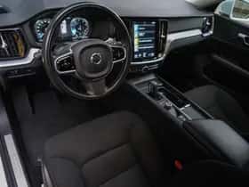 Volvo V60 (2020) thumbnail 11