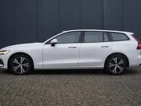 Volvo V60 (2020) thumbnail 3