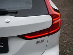 Volvo V60 (2020) thumbnail 9