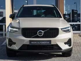 Volvo XC40 (2025) thumbnail 2