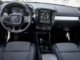 Volvo XC40 (2025) thumbnail 13