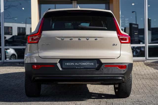 Volvo XC40 (2025) thumbnail 5
