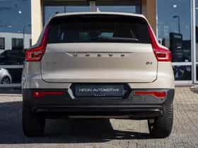 Volvo XC40 (2025) thumbnail 5