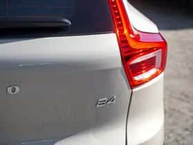 Volvo XC40 (2025) thumbnail 9
