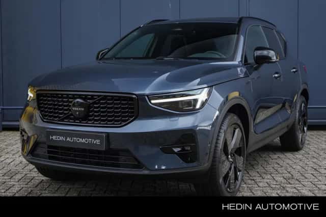 Volvo XC40 (2026) thumbnail 1
