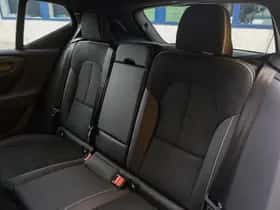Volvo EX40 (2025) thumbnail 14