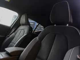 Volvo EX40 (2025) thumbnail 16