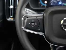 Volvo EX40 (2025) thumbnail 18