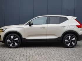 Volvo EX40 (2025) thumbnail 3