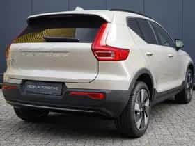 Volvo EX40 (2025) thumbnail 6