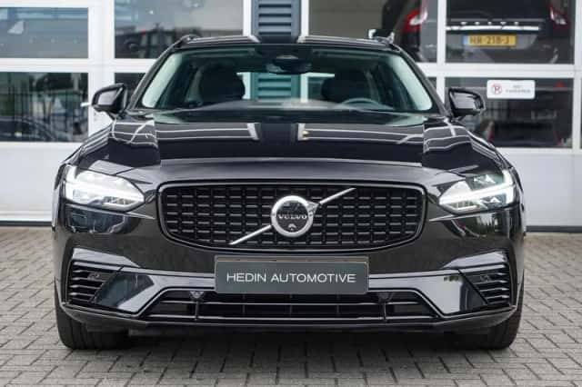 Volvo V90 (2025) thumbnail 2