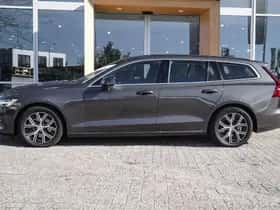 Volvo V60 (2022) thumbnail 3