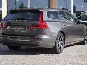 Volvo V60 (2022) thumbnail 6