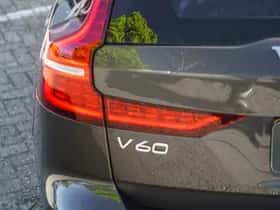 Volvo V60 (2022) thumbnail 8