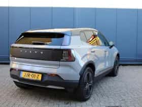Volvo EX30 (2025) thumbnail 6