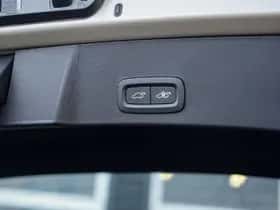 Volvo XC40 (2025) thumbnail 11