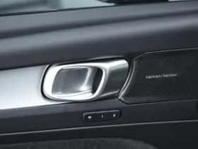 Volvo XC40 (2025) thumbnail 15