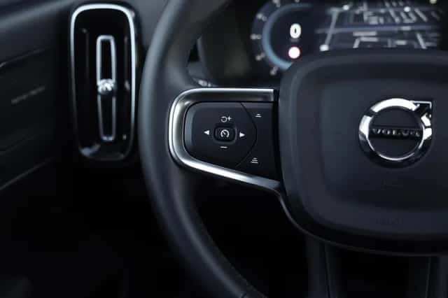 Volvo XC40 (2025) thumbnail 19