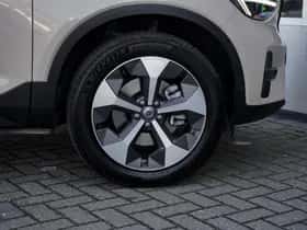 Volvo XC40 (2025) thumbnail 7