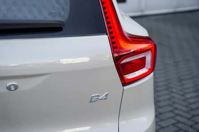 Volvo XC40 (2025) thumbnail 9