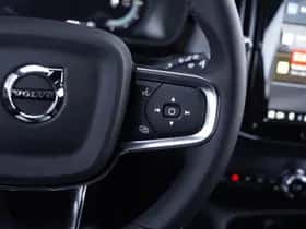 Volvo EX40 (2025) thumbnail 17
