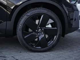 Volvo EX40 (2025) thumbnail 7