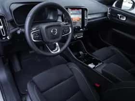 Volvo EX40 (2025) thumbnail 10