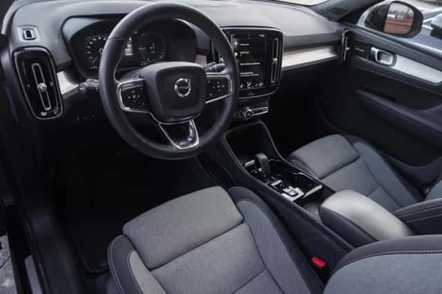 Volvo XC40 (2022) thumbnail 12
