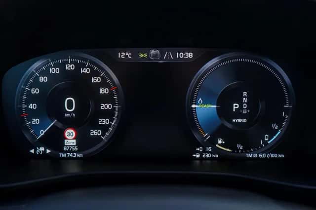 Volvo XC40 (2022) thumbnail 18