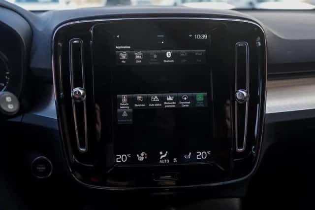 Volvo XC40 (2022) thumbnail 26