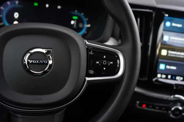Volvo XC60 (2025) thumbnail 20