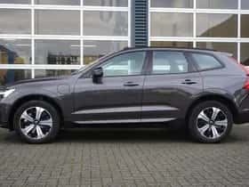 Volvo XC60 (2025) thumbnail 3