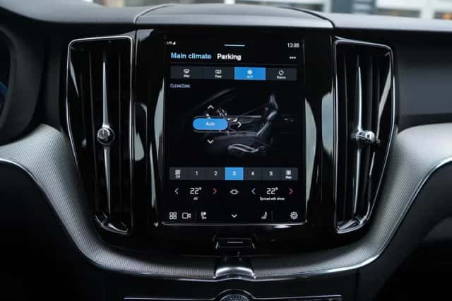 Volvo XC60 (2025) thumbnail 23