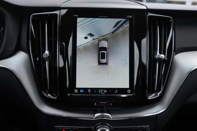 Volvo XC60 (2025) thumbnail 25