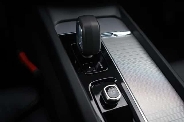 Volvo XC60 (2025) thumbnail 27