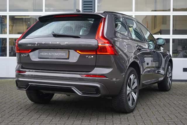Volvo XC60 (2025) thumbnail 6