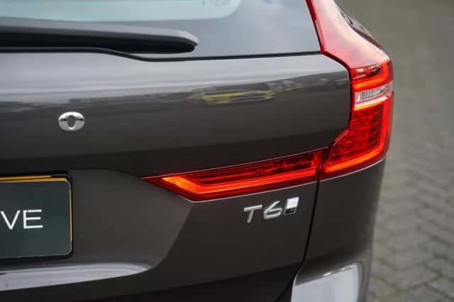 Volvo XC60 (2025) thumbnail 9