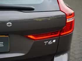 Volvo XC60 (2025) thumbnail 9