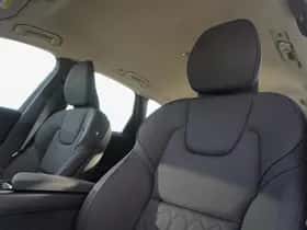 Volvo XC60 (2025) thumbnail 16