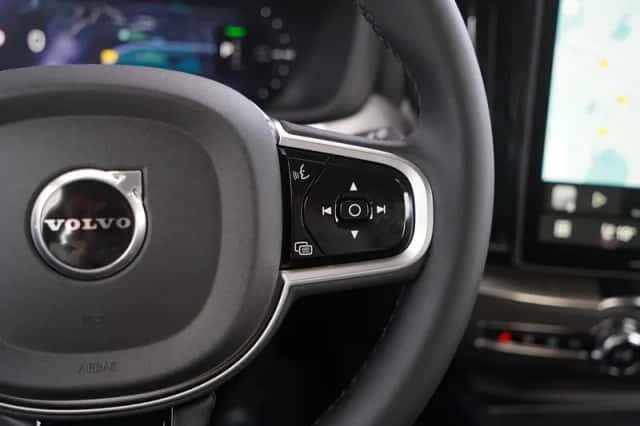 Volvo XC60 (2025) thumbnail 19