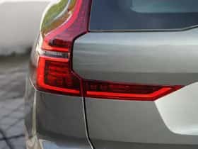Volvo XC60 (2025) thumbnail 8
