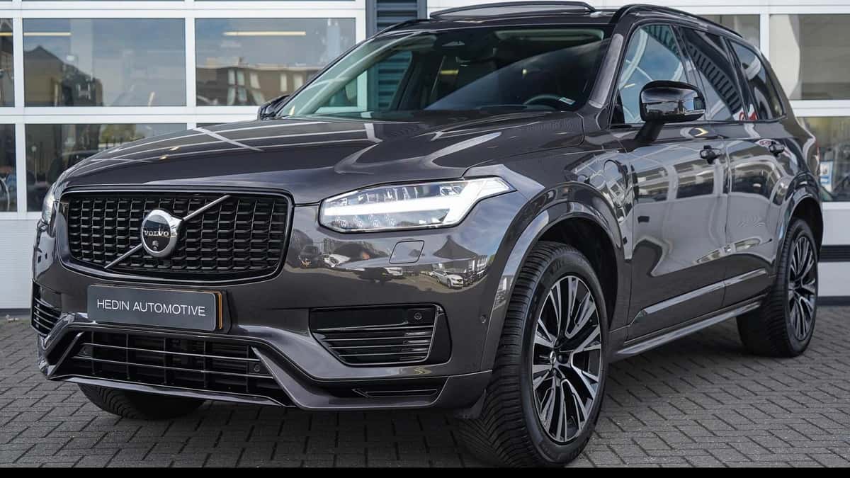 Volvo XC90 (2023) — foto 1